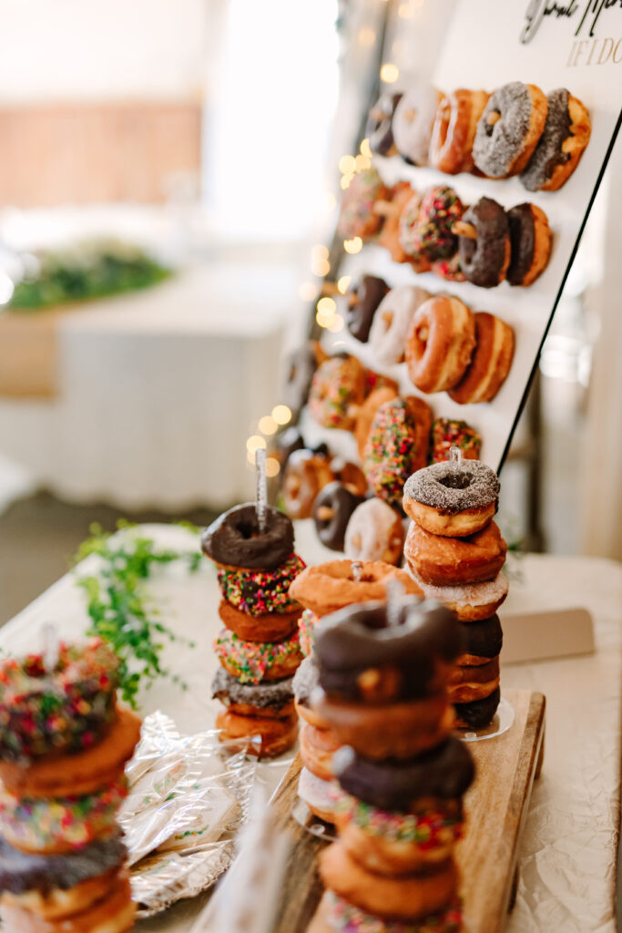donut display for wedding