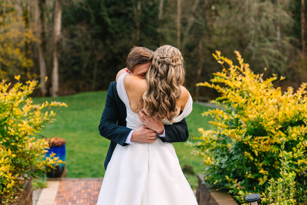 First look photos capturing the heartfelt moments at Carson Creek Estate, Bellingham, WA.